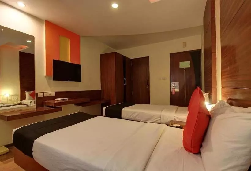 Capital O 78366 Hotel Relax Inn
