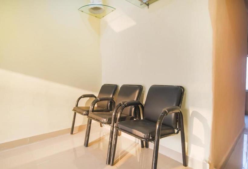 ホテル Spot On 70772 Amarprem