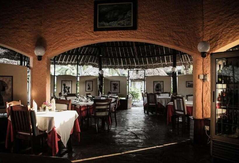 پانسیون Room In Guest Room Beautiful Ascot Residence Right On White Sandy Beach