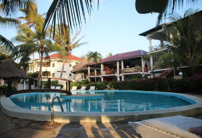 پانسیون Room In Guest Room Beautiful Ascot Residence Right On White Sandy Beach