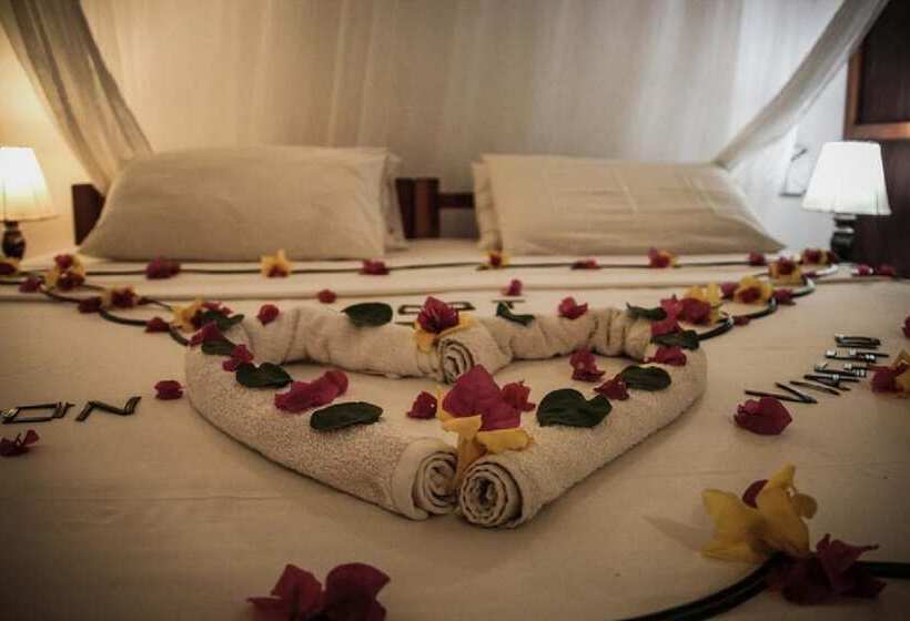 پانسیون Room In Guest Room Beautiful Ascot Residence Right On White Sandy Beach