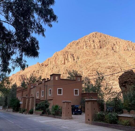 הוסטל Auberge Tissadrine