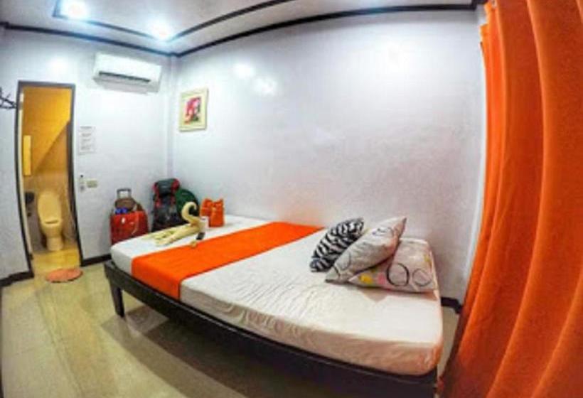 فندق صغير Oyo 718 Socrates Place