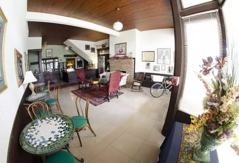 Retkeilymaja Riverview