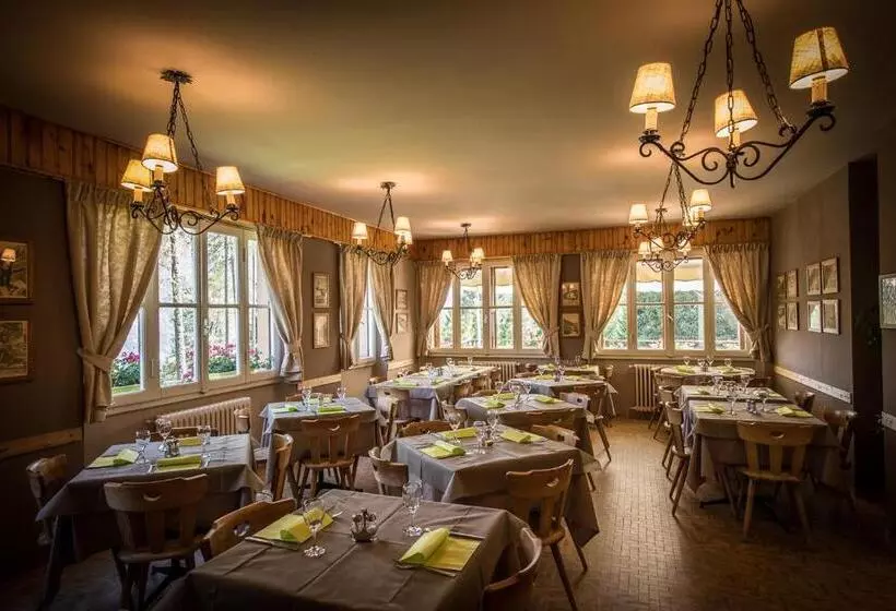 Hotelli Albergo Al Forte