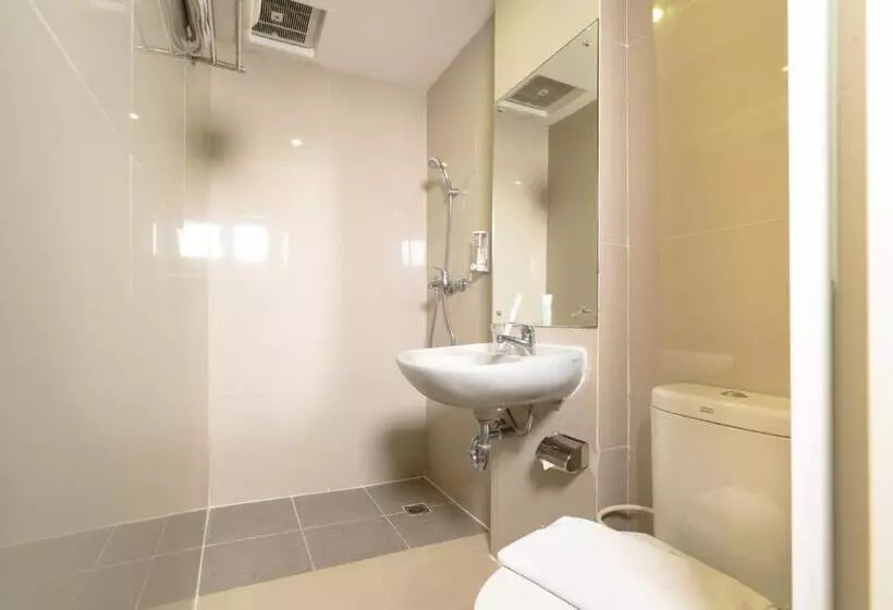 Hotelli Crew Express