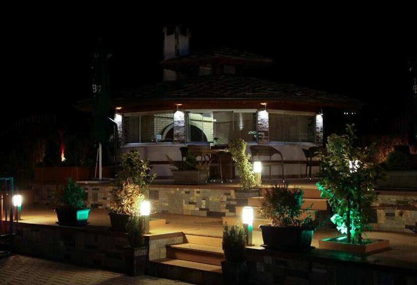 ホテル & Restaurant Ida