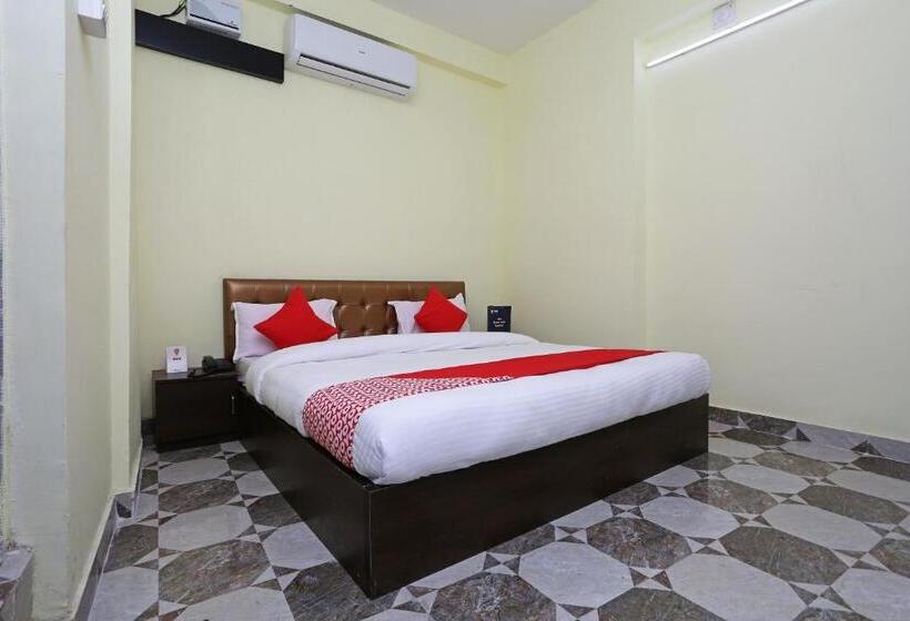 فندق Oyo 11547  Mona Palace