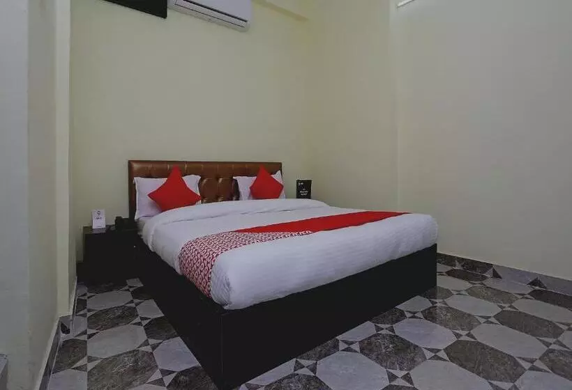 ホテル Oyo 11547  Mona Palace