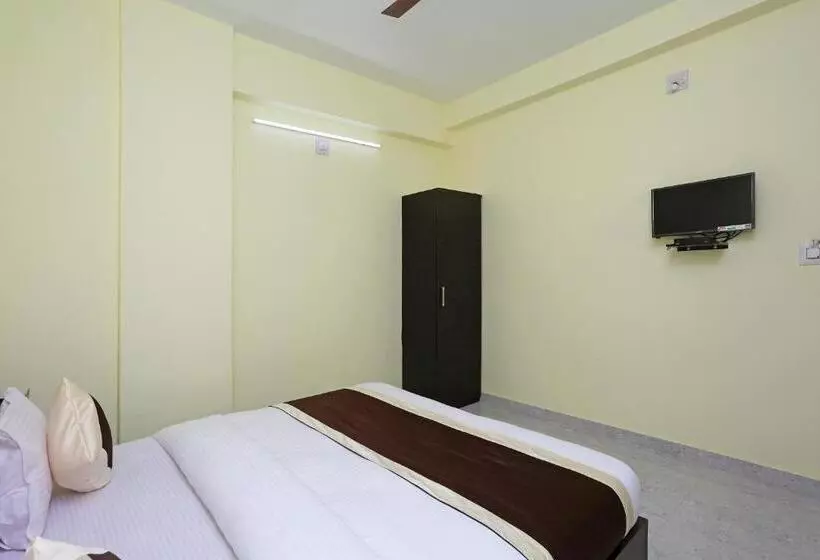 ホテル Oyo 11547  Mona Palace