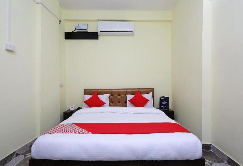 فندق Oyo 11547  Mona Palace