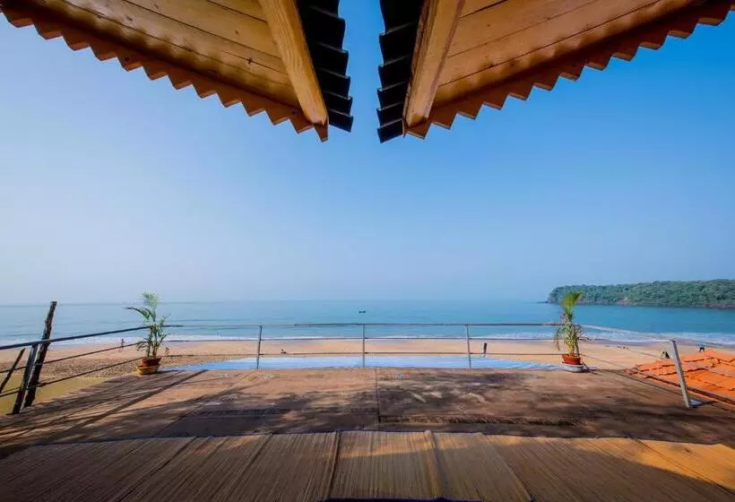 Resort Om Sai Beach Huts