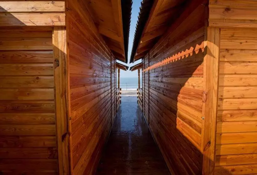 Resort Om Sai Beach Huts