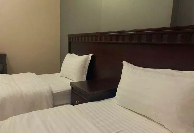 White Beach Hotel Suites