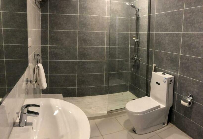 White Beach Hotel Suites