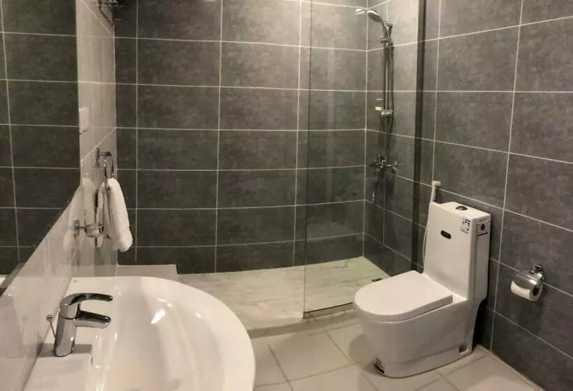 White Beach Hotel Suites