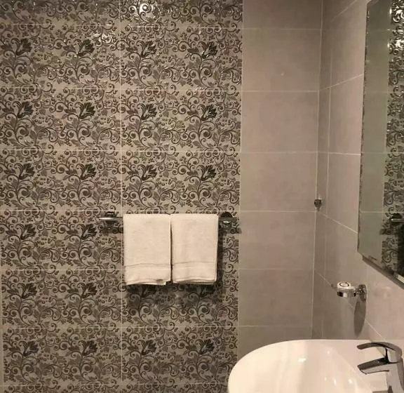 White Beach Hotel Suites