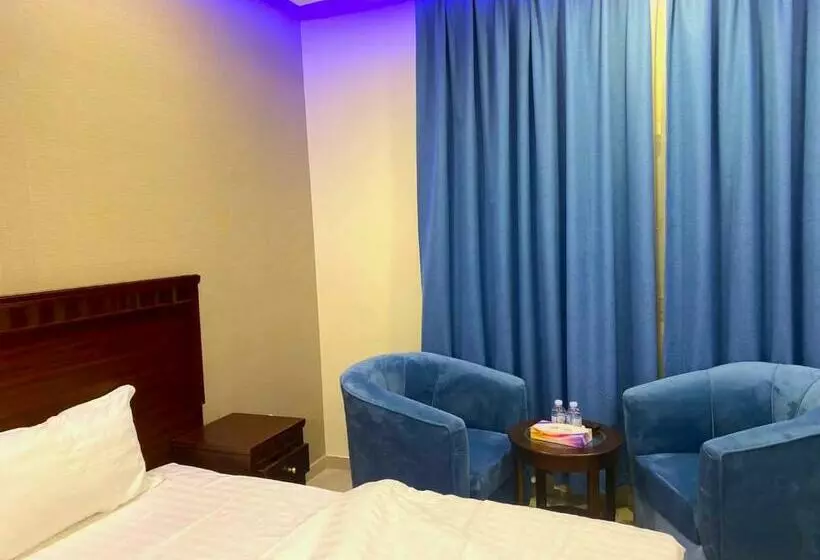 White Beach Hotel Suites