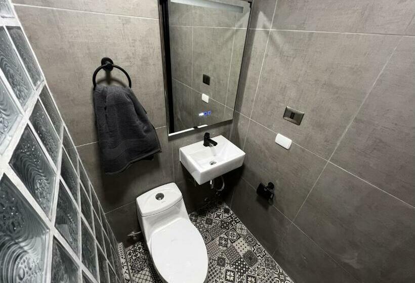 Hostel Voy Hostales Oriente