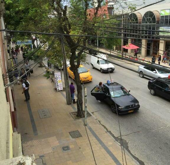 Hostel Voy Hostales Oriente