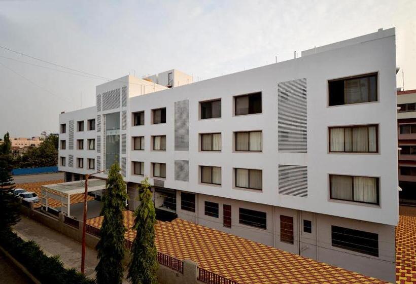 בית מלון כפרי Dwarka Park