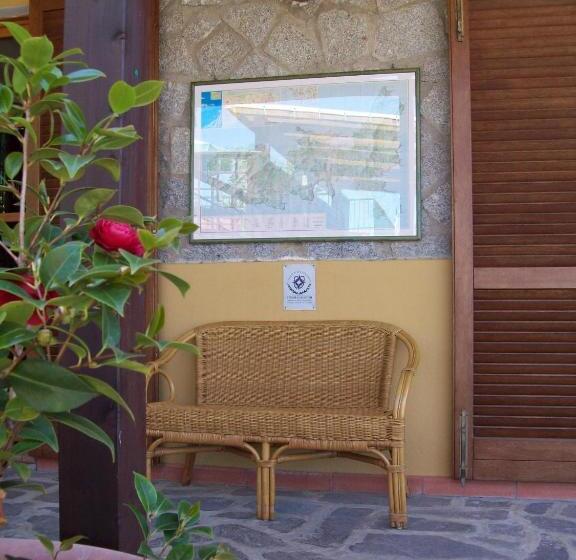 بنسيون Bed & Breakfast Anselmi M&m