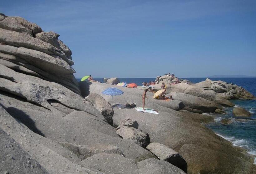 بنسيون Bed & Breakfast Anselmi M&m