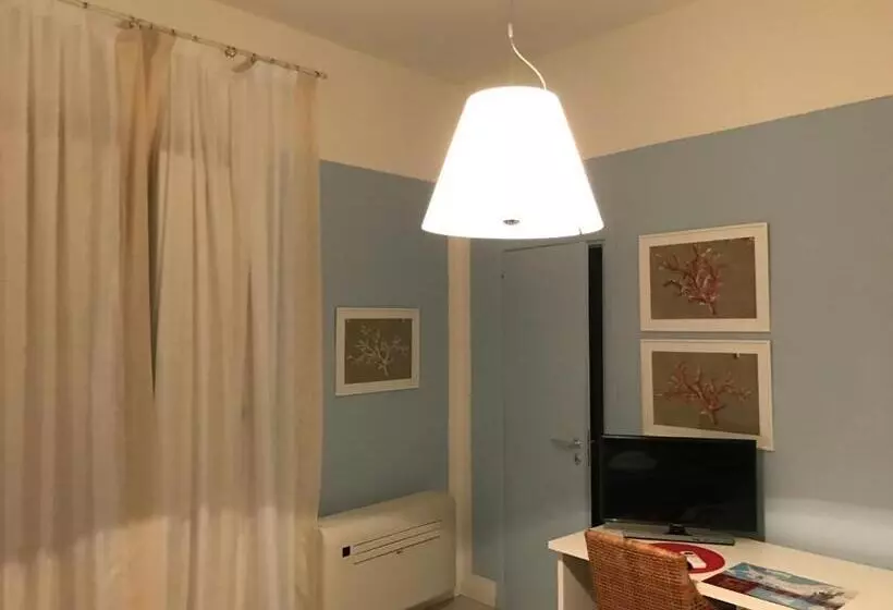 پانسیون Albachiara Suite Rooms   City Center