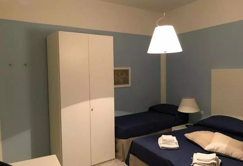 پانسیون Albachiara Suite Rooms   City Center