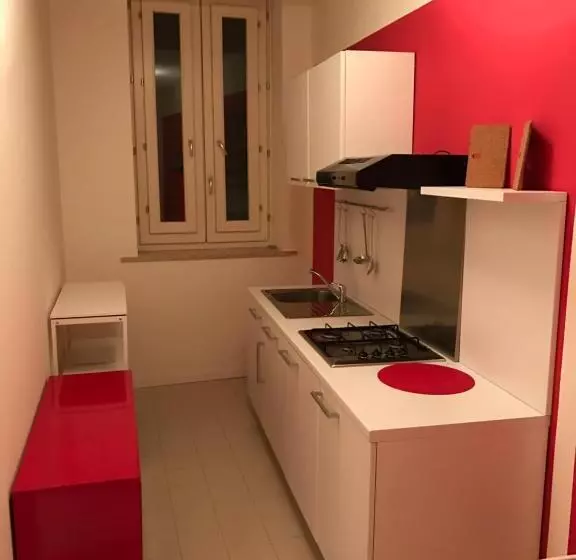 پانسیون Albachiara Suite Rooms   City Center
