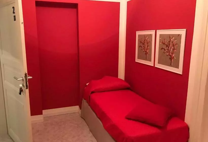 پانسیون Albachiara Suite Rooms   City Center