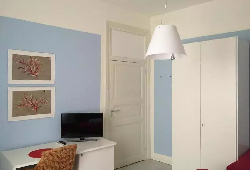 پانسیون Albachiara Suite Rooms   City Center