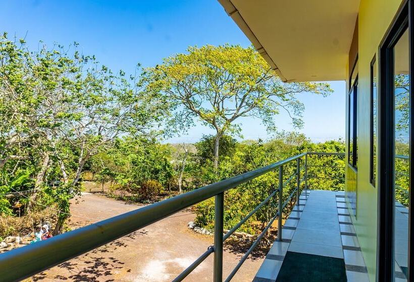 بنسيون Cucuve Eco Hostal