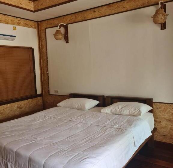 پانسیون Sunrise House