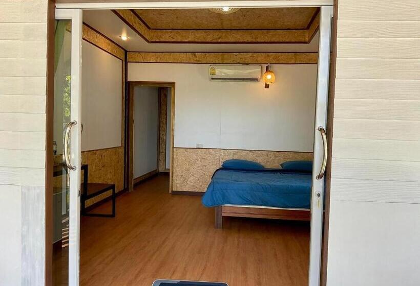 پانسیون Sunrise House