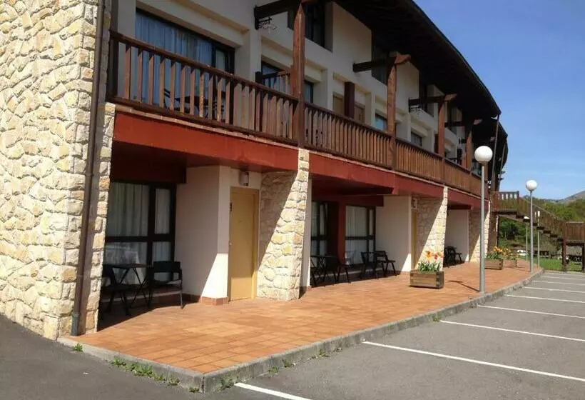 Apartamentos Aldea Del Puente