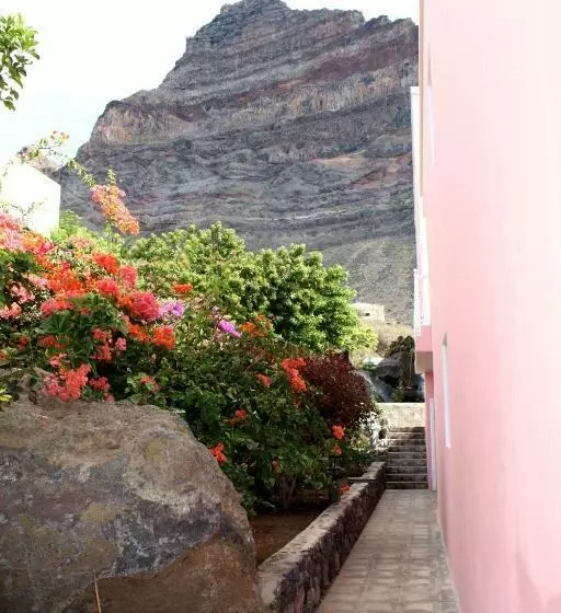 Apartamentos El Guirre