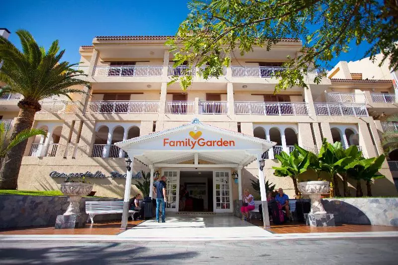 Coral Compostela Beach