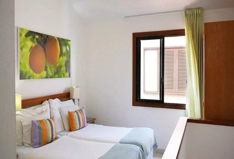 Coral Compostela Beach