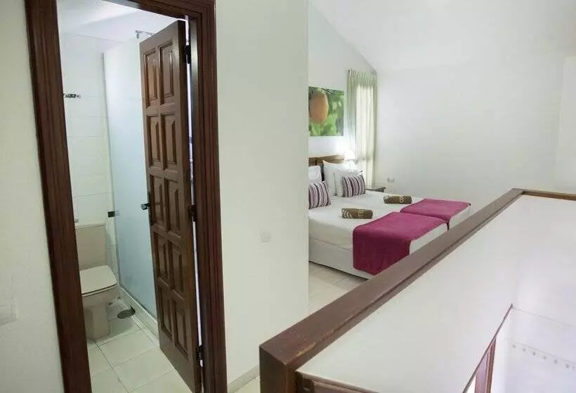 Coral Compostela Beach