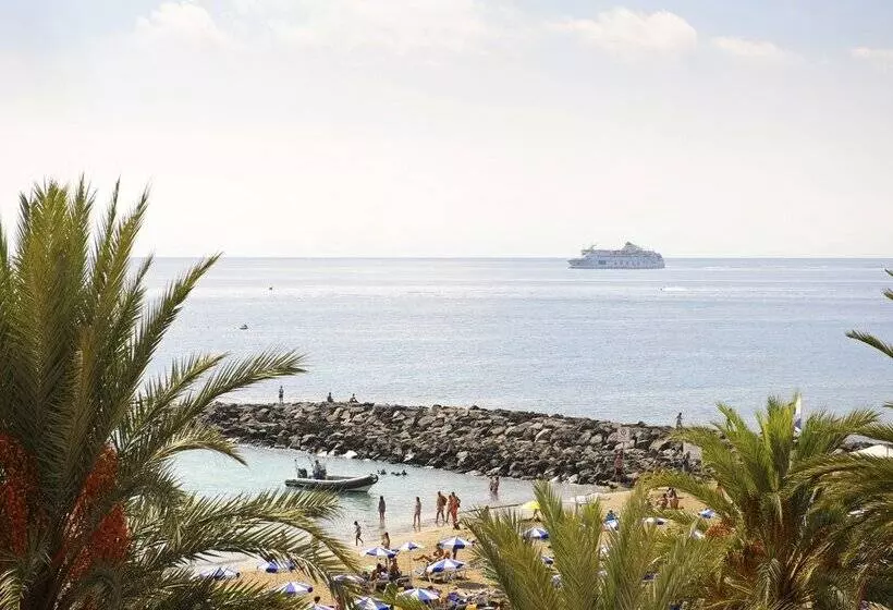 Coral Compostela Beach