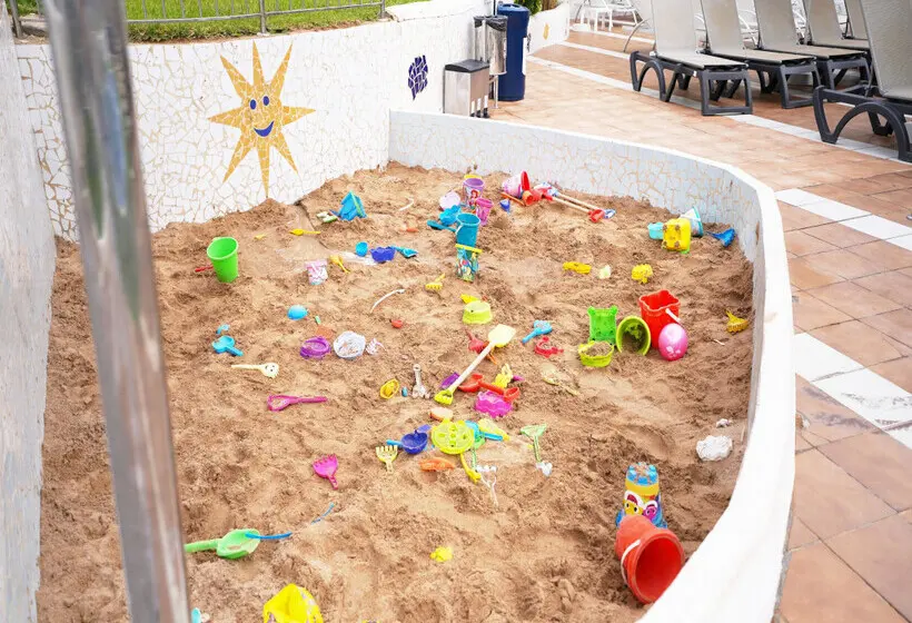 Coral Compostela Beach