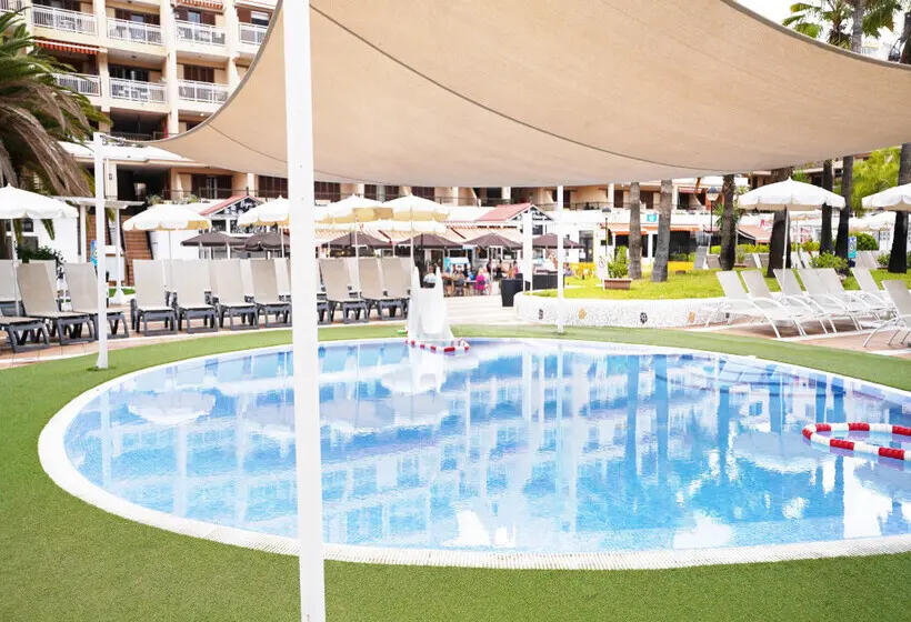 Coral Compostela Beach