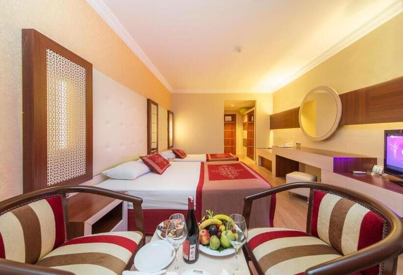 Beach Club Doganay Hotel   All Inclusive