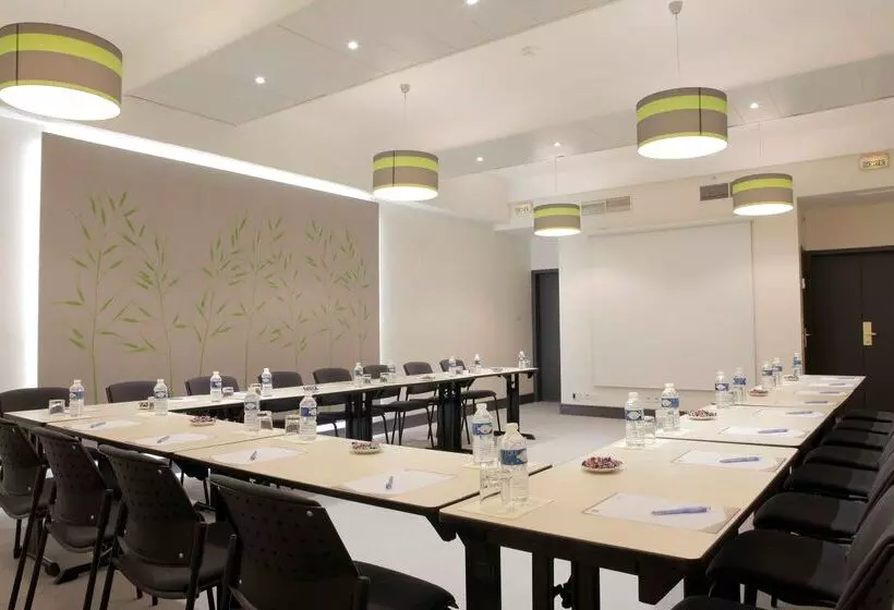 Отель Best Western Crequi Lyon Part Dieu