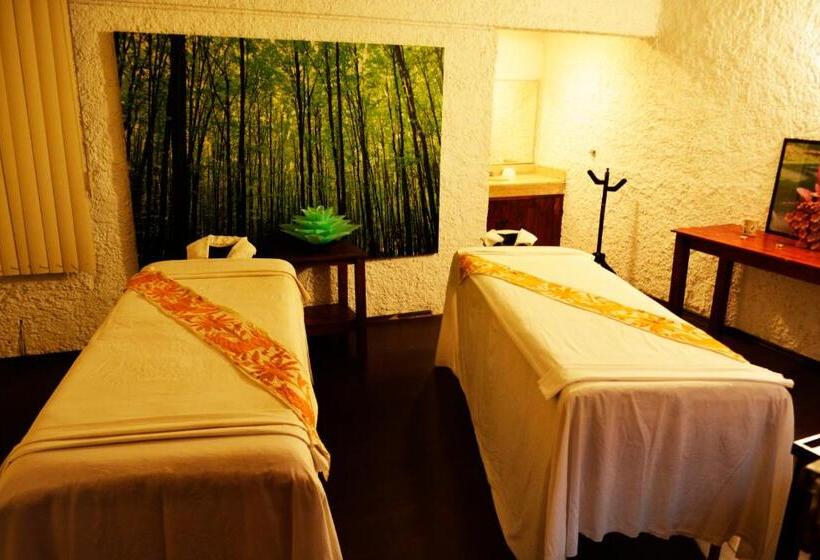 هتل Calli Quetzalcoatl