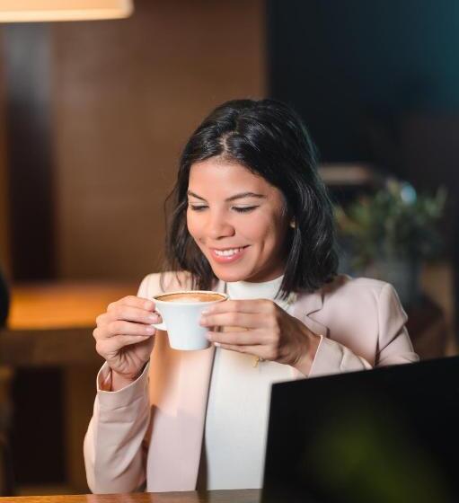 هتل Catalonia Santo Domingo