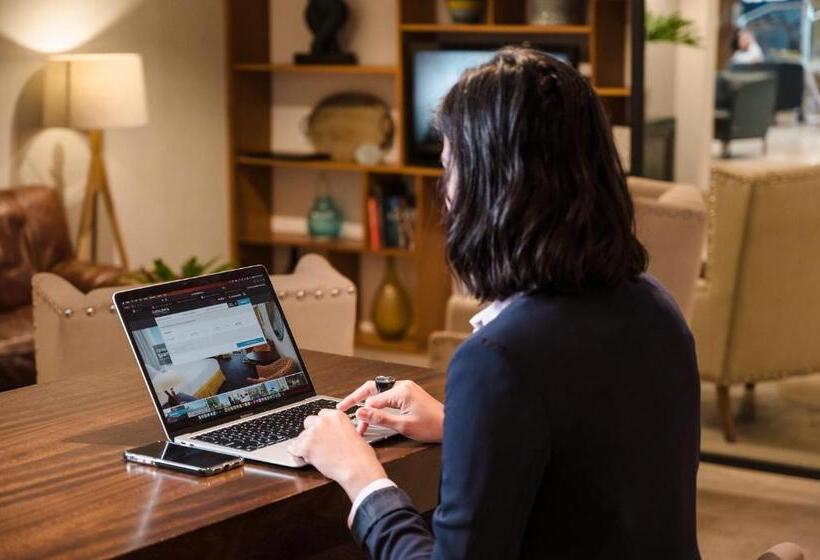 هتل Catalonia Santo Domingo