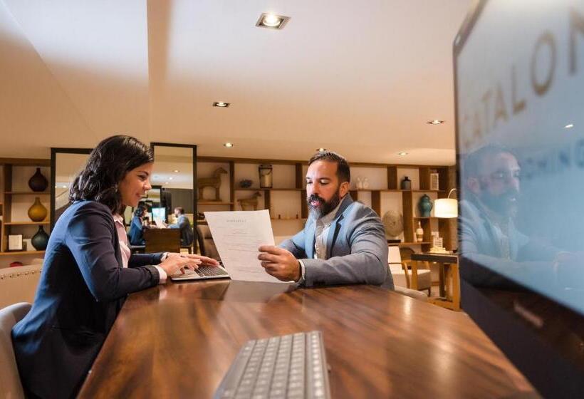 هتل Catalonia Santo Domingo