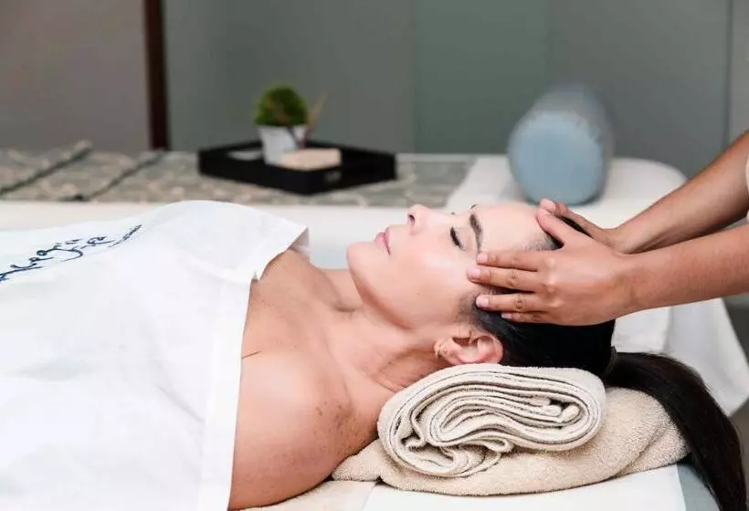 هتل Catalonia Santo Domingo